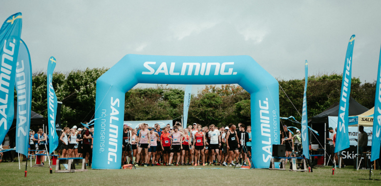 Racers waiting before the start of a running race