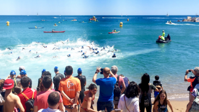 Open Water race start with spectators